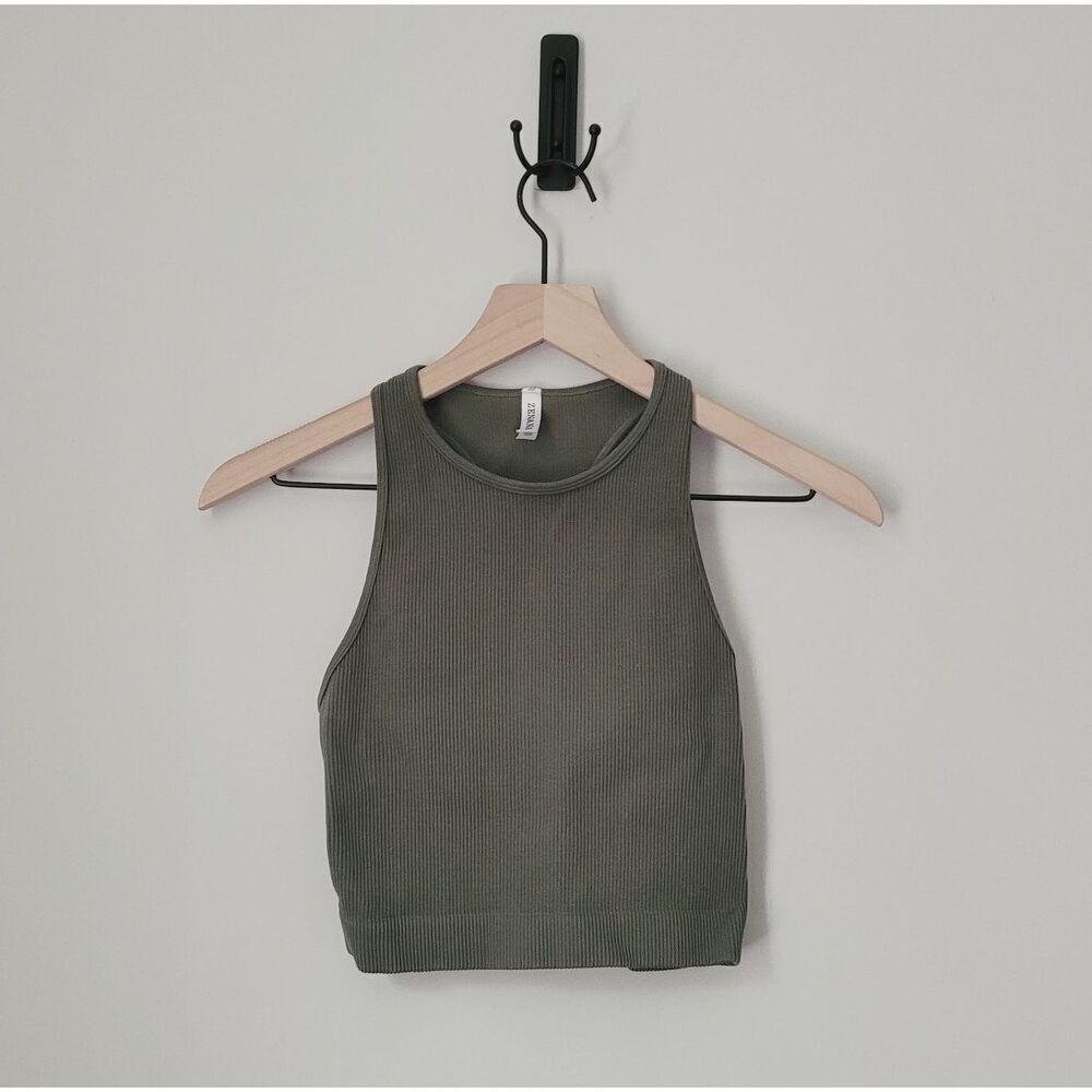 Zenana Ribbed Stretch Cropped Racerback Tank in Olive Green Size L/XL